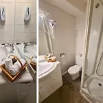 La Fontaine Hotel