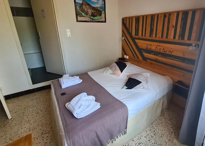 La Fontaine Hotel 2*