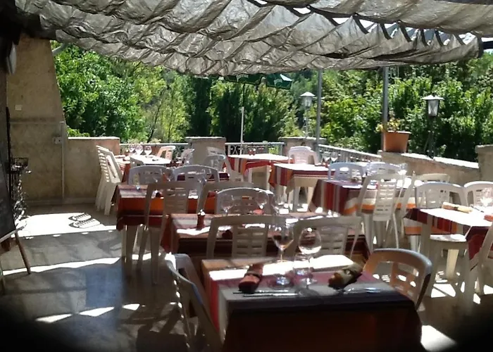 La Fontaine Hotel 2*